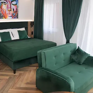 Prestiżowy Glam Tęczowa 31a , Wrocław Polska